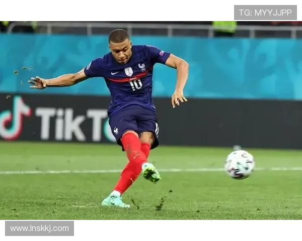 卡拉雷斯谈球队目标与姆巴佩居莱尔良好关系的深度分析